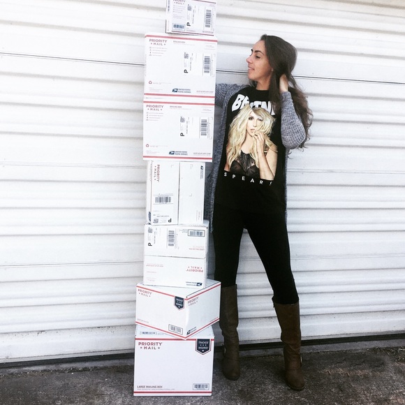 ✨Meet your Posher, Chasity✨ - Picture 6 of 10